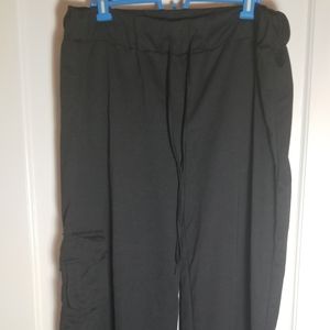 Black Wide Legged Cargo Yoga Pants - 2X - NWOT